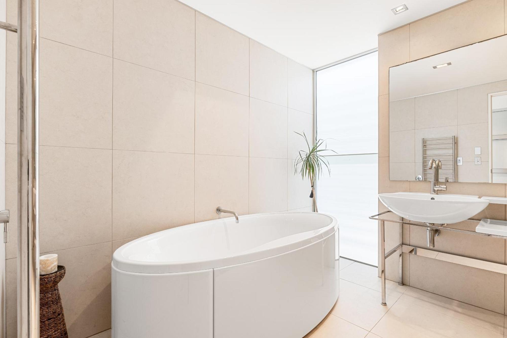 Вилла Sentinel Beach House - Auckland Holiday Retreat Экстерьер фото