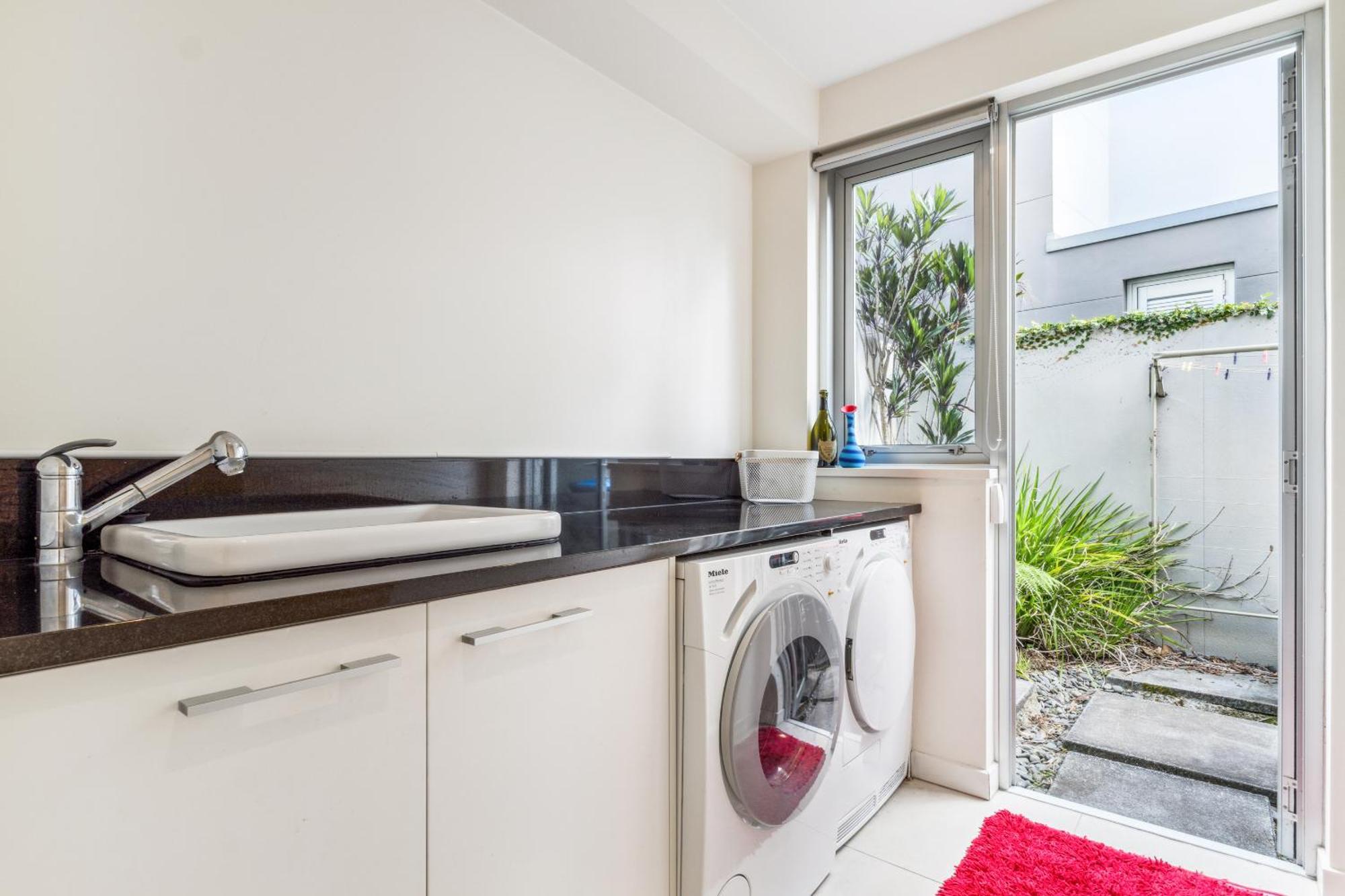 Вилла Sentinel Beach House - Auckland Holiday Retreat Экстерьер фото