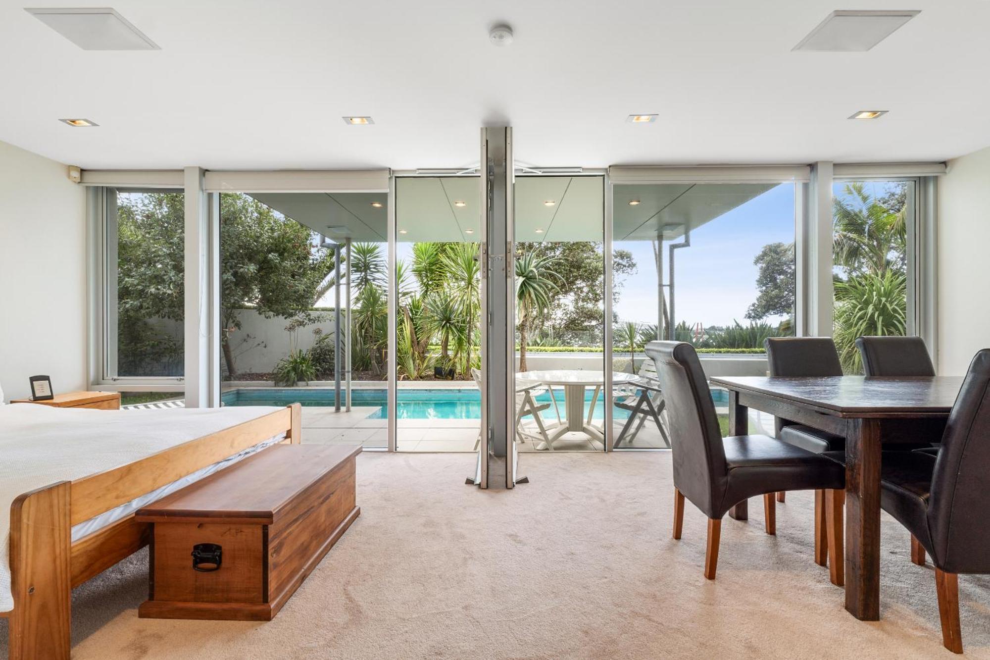 Вилла Sentinel Beach House - Auckland Holiday Retreat Экстерьер фото