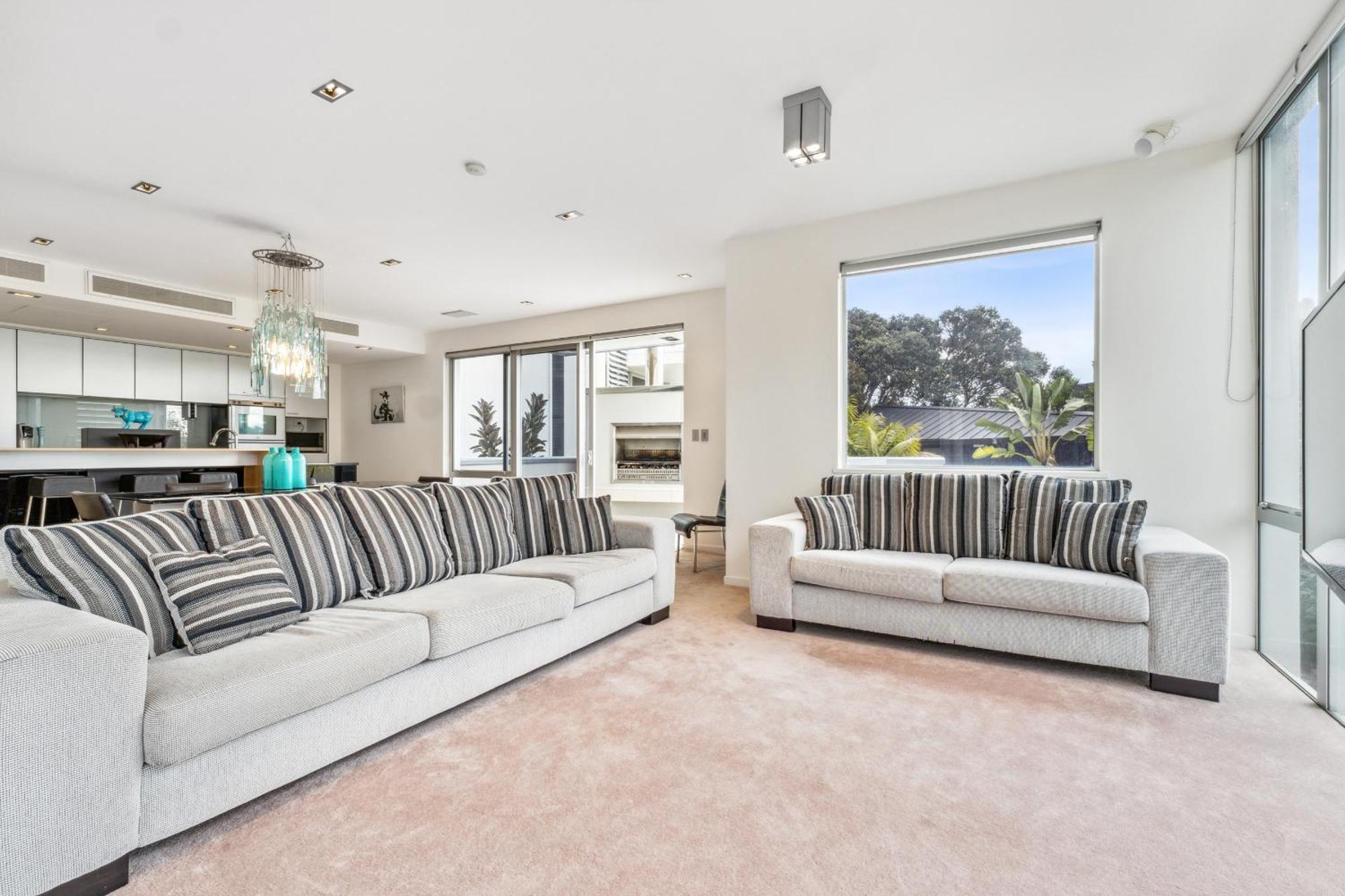 Вилла Sentinel Beach House - Auckland Holiday Retreat Экстерьер фото